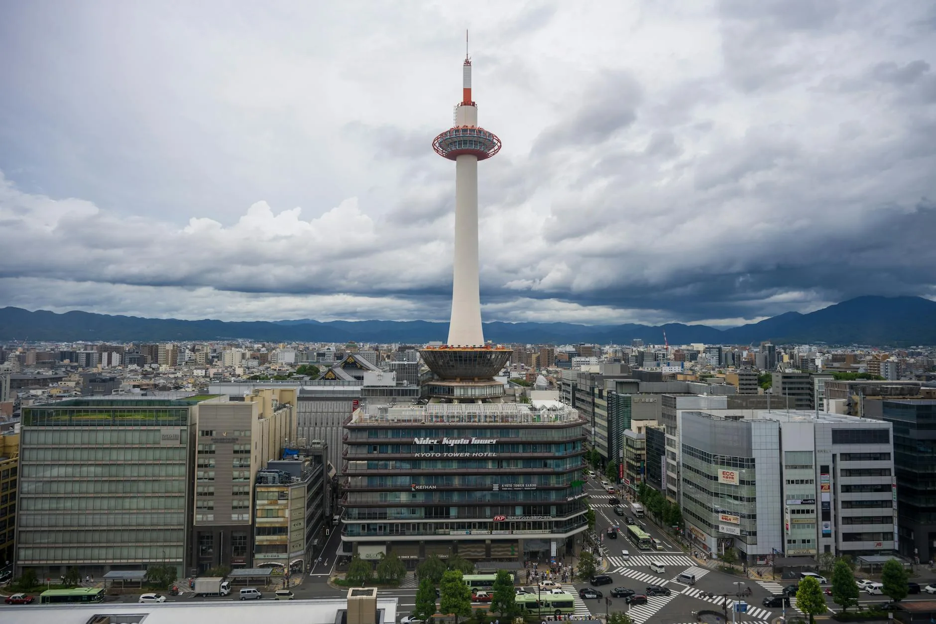 kyoto local experience — Emma Roams