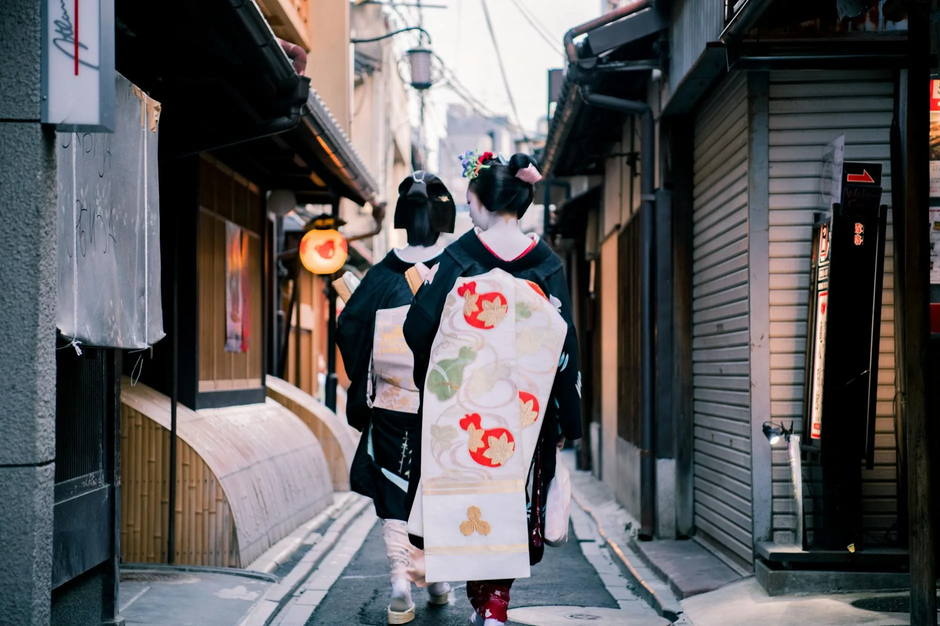 kyoto local experience — Emma Roams