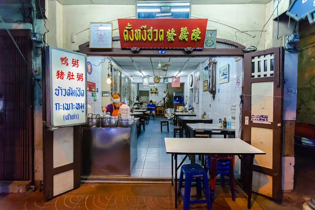 Bangkok local experience — Emma Roams